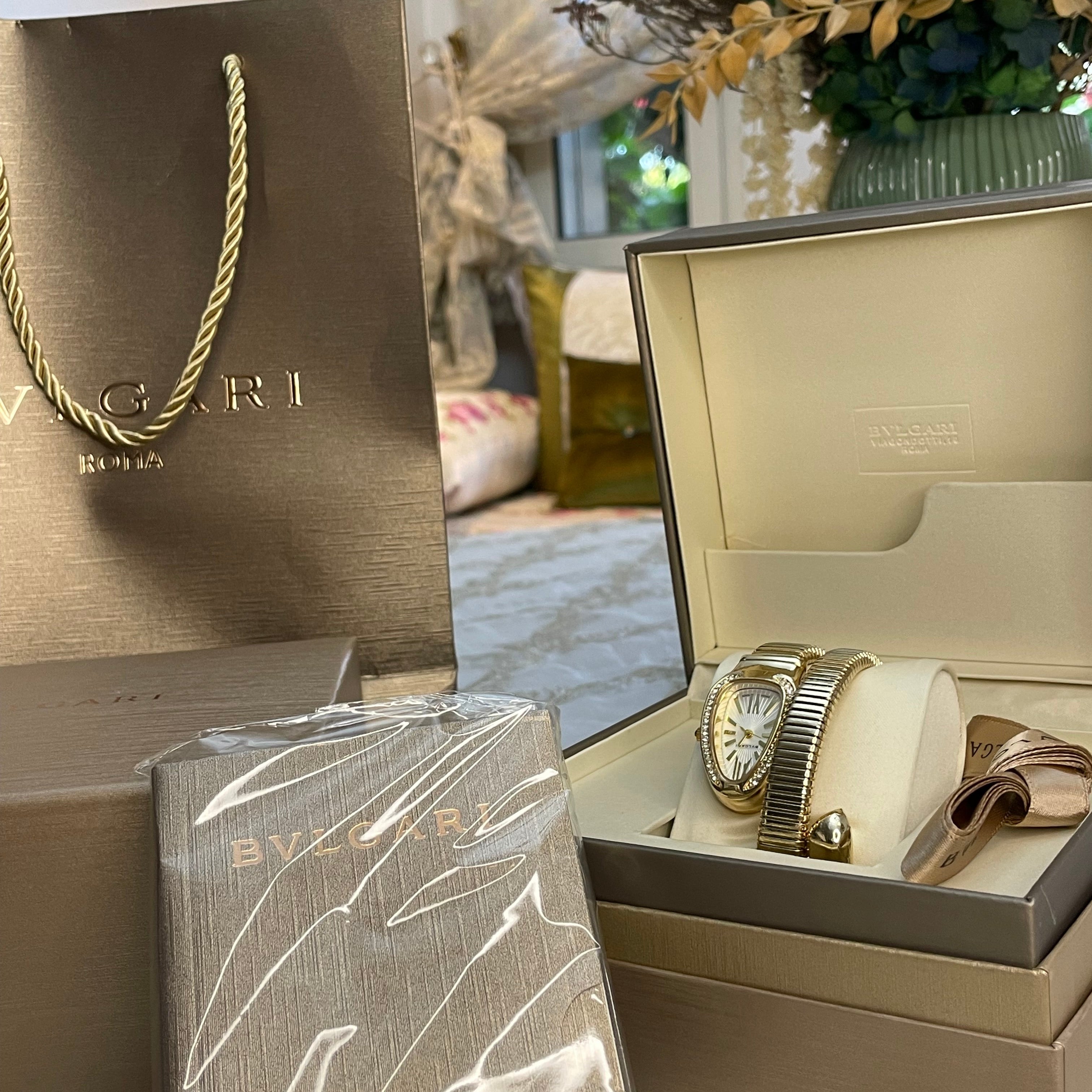 BVLGARI Serpenti Blanc Gold - Full packaging