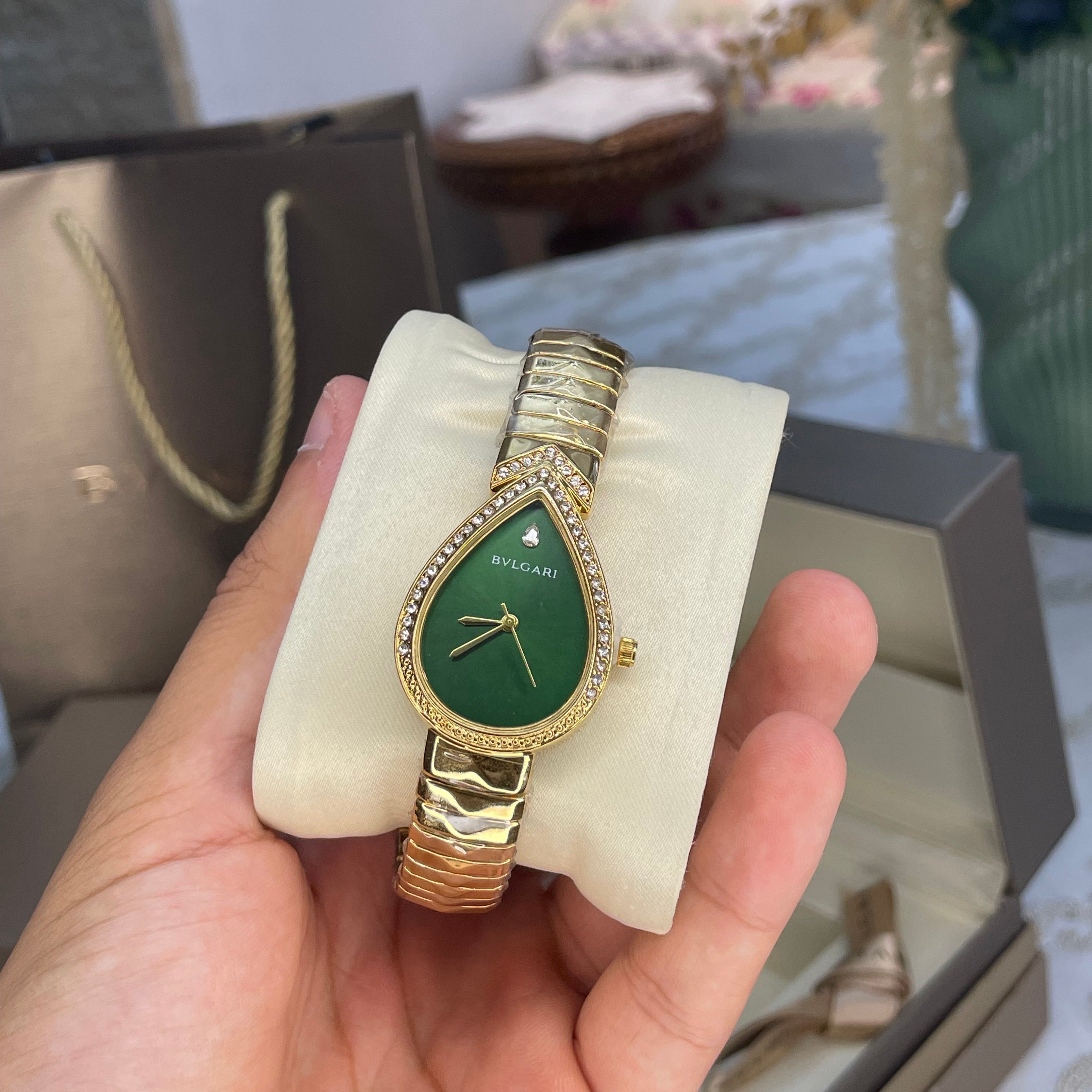 BVLGARI Diamonds Tableau vert - Full Packaging