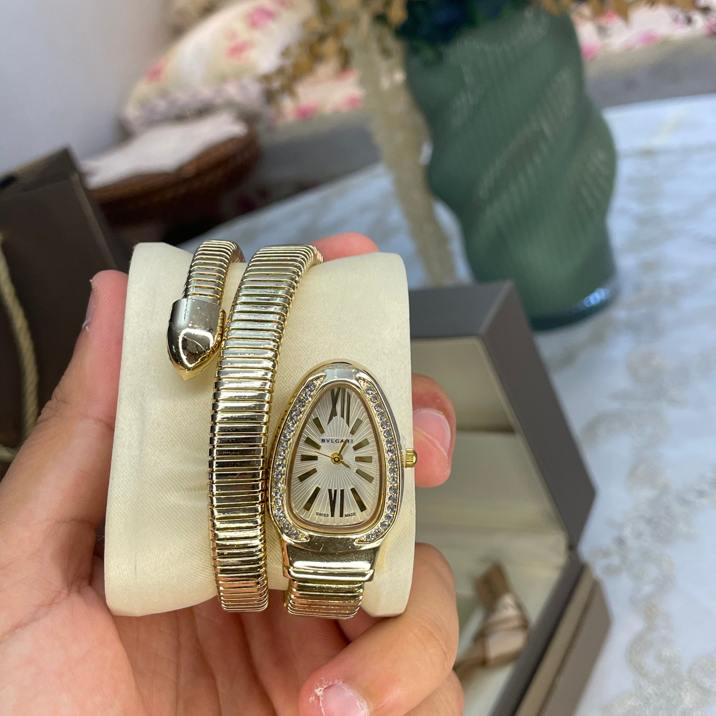 BVLGARI Serpenti Blanc Gold - Full packaging